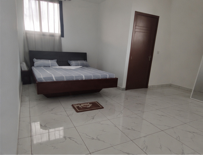 Chambre avec lit double et linge fourni